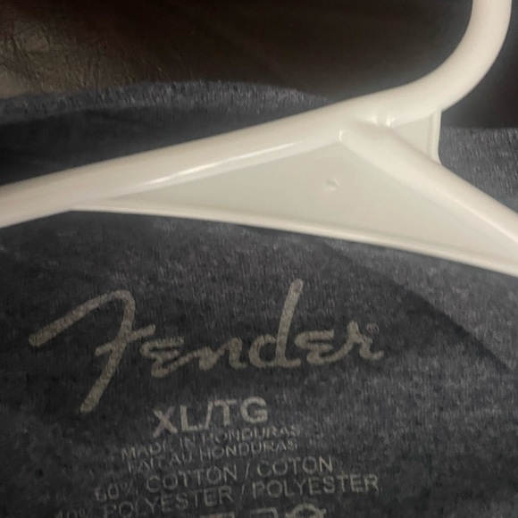 Fender Telecaster T-shirt - Picture 3 of 4